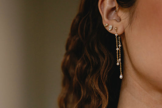 Aretes Duo Zafiro Azul y Diamante Fine