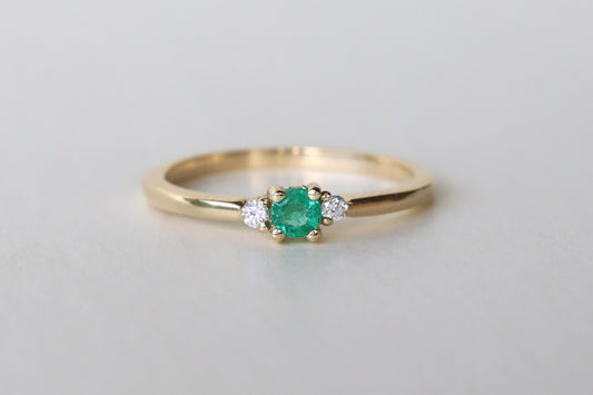Anillo Amelia Esmeralda