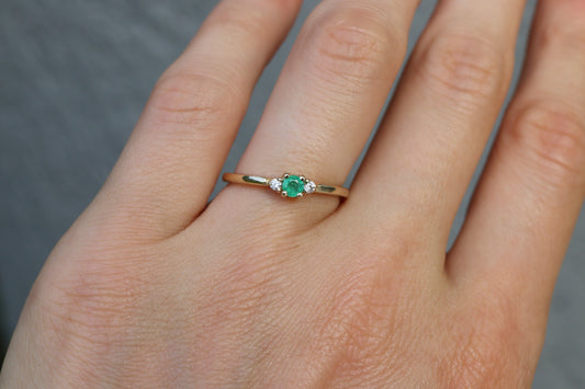 Anillo Amelia Esmeralda