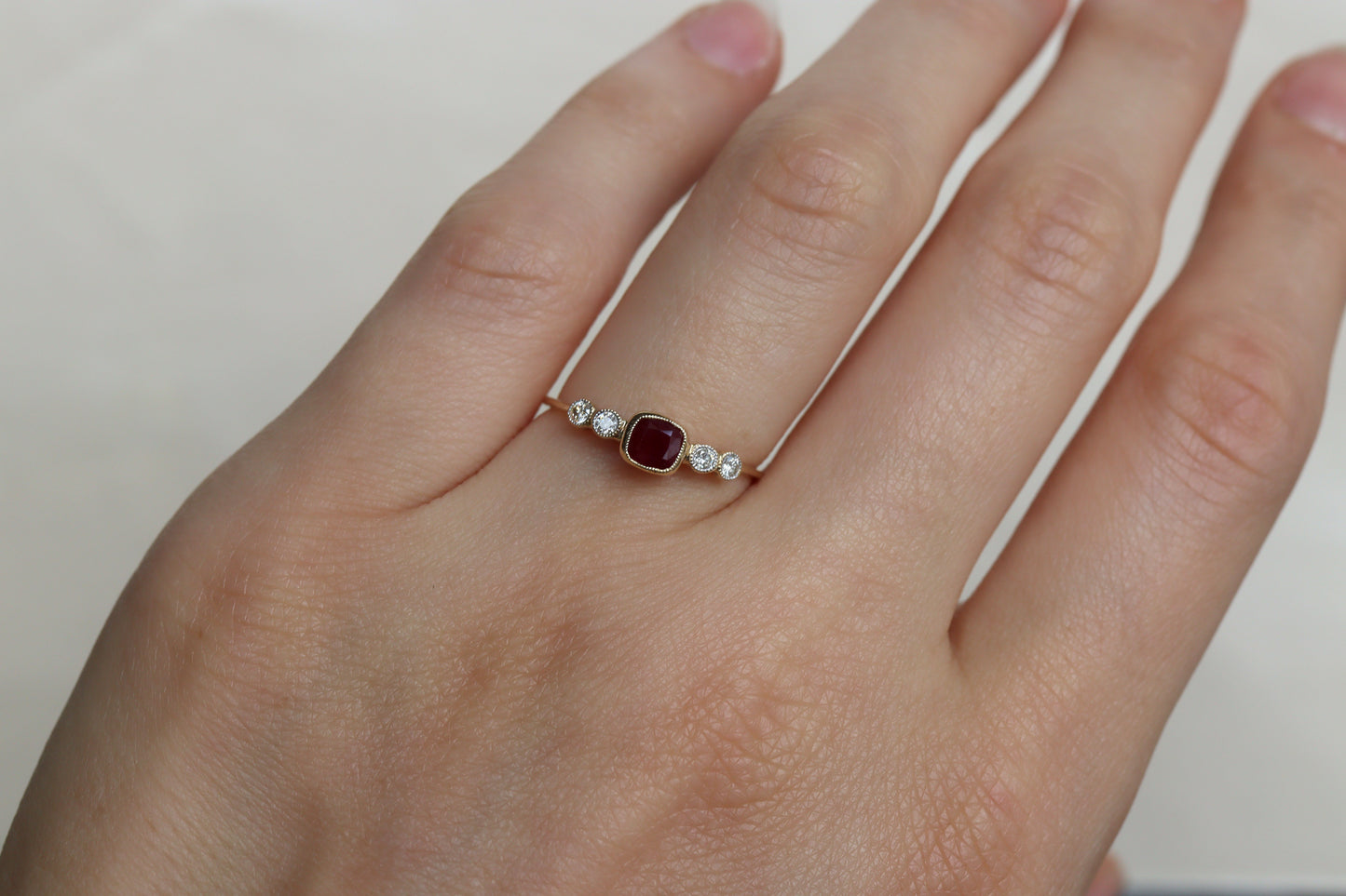 Anillo Ariadna Ruby