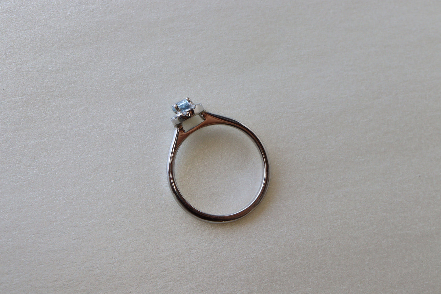 Anillo Celeste III Zafiro Platino 0.46cts Bridal