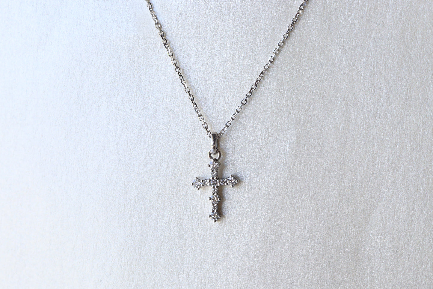 Collar Cruz Julia Diamantes Fine