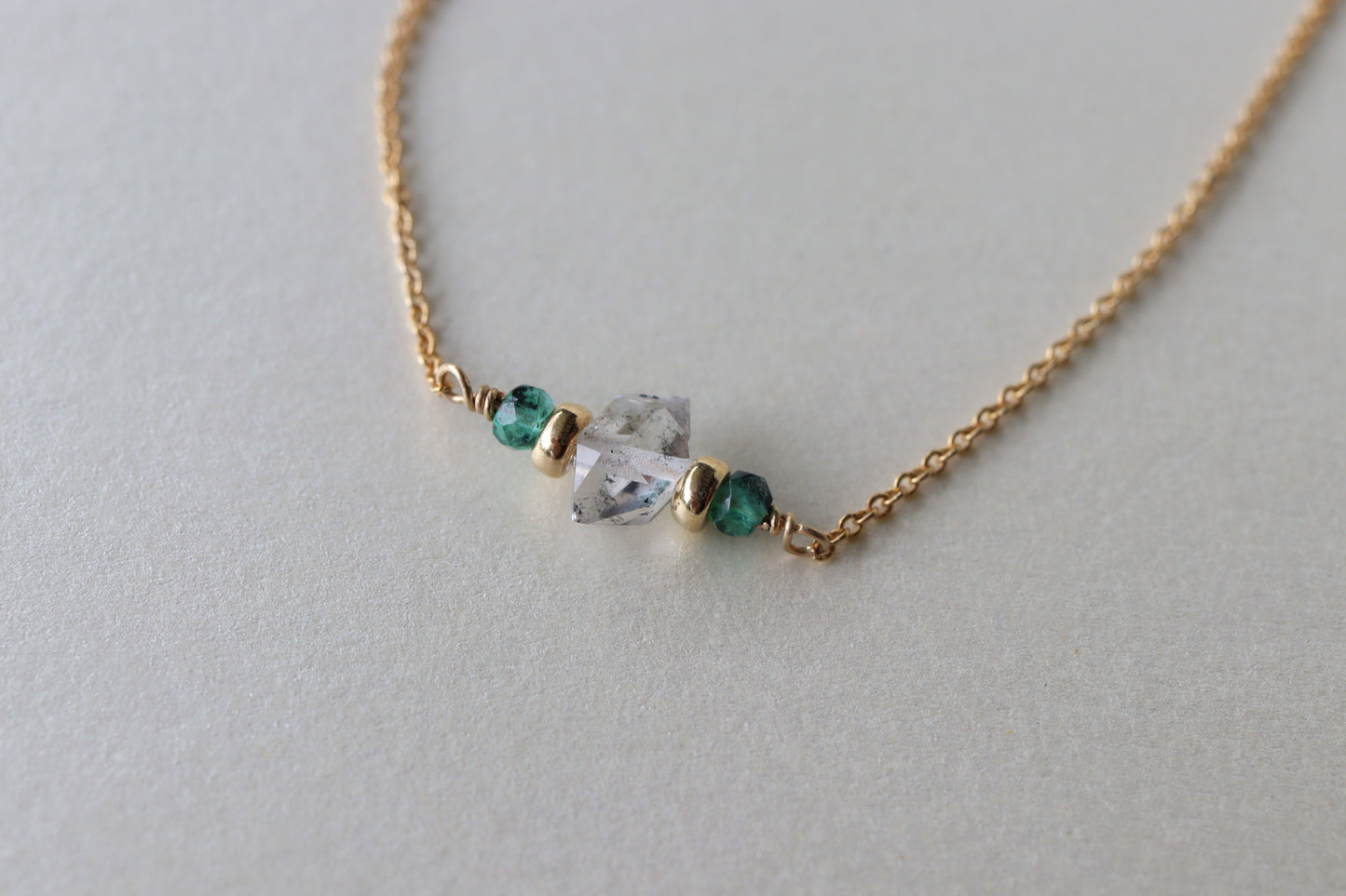 Collar Herkimer Emerald Bar