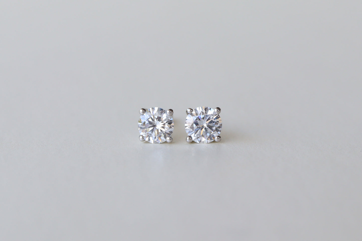 Aretes Luxe Diamante Redondo Fine