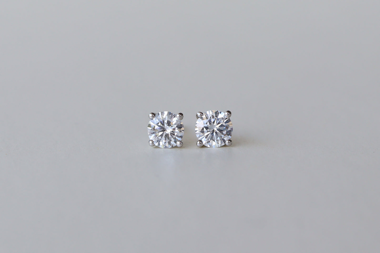 Aretes Luxe Diamante Redondo Fine