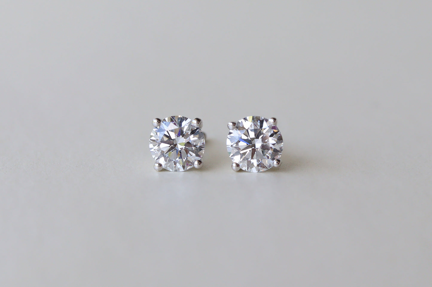 Aretes Luxe Diamante Redondo Fine