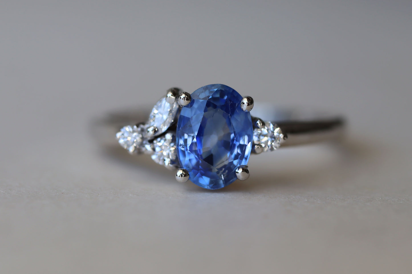 Anillo Mar Zafiro Azul Ceylon Bridal