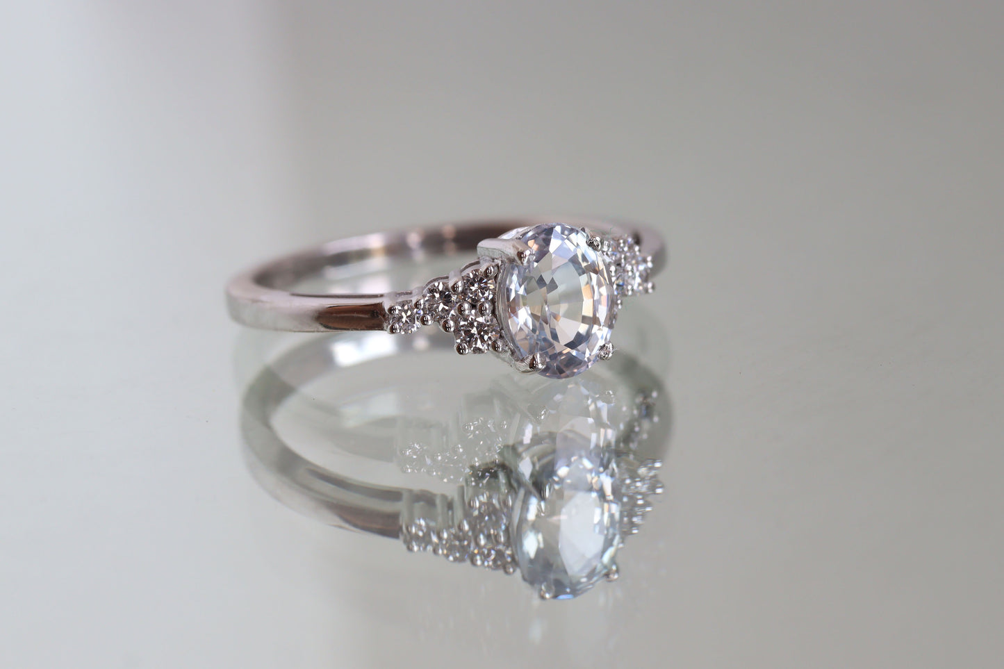 Anillo Nebula Zafiro Platino 1.30cts Bridal