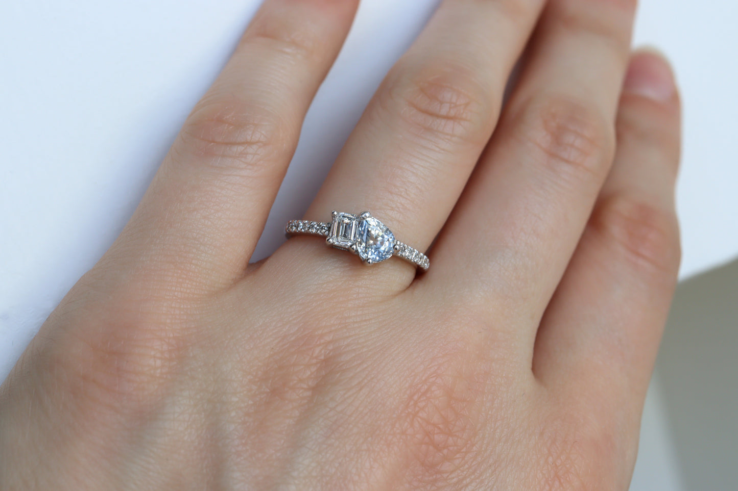 Anillo Ros Zafiro Platino y Diamantes Bridal