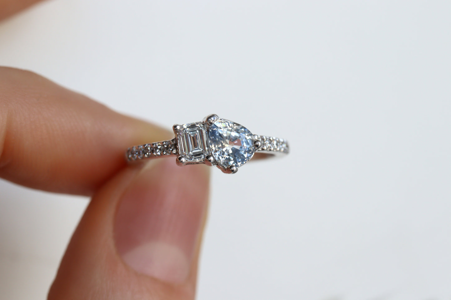 Anillo Ros Zafiro Platino y Diamantes Bridal