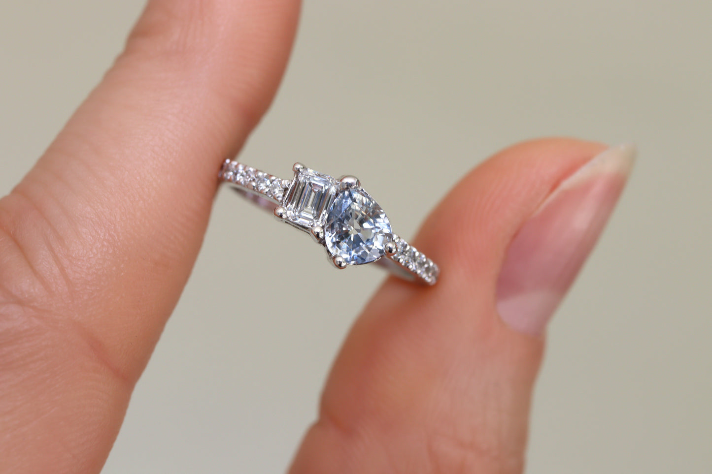 Anillo Ros Zafiro Platino y Diamantes Bridal