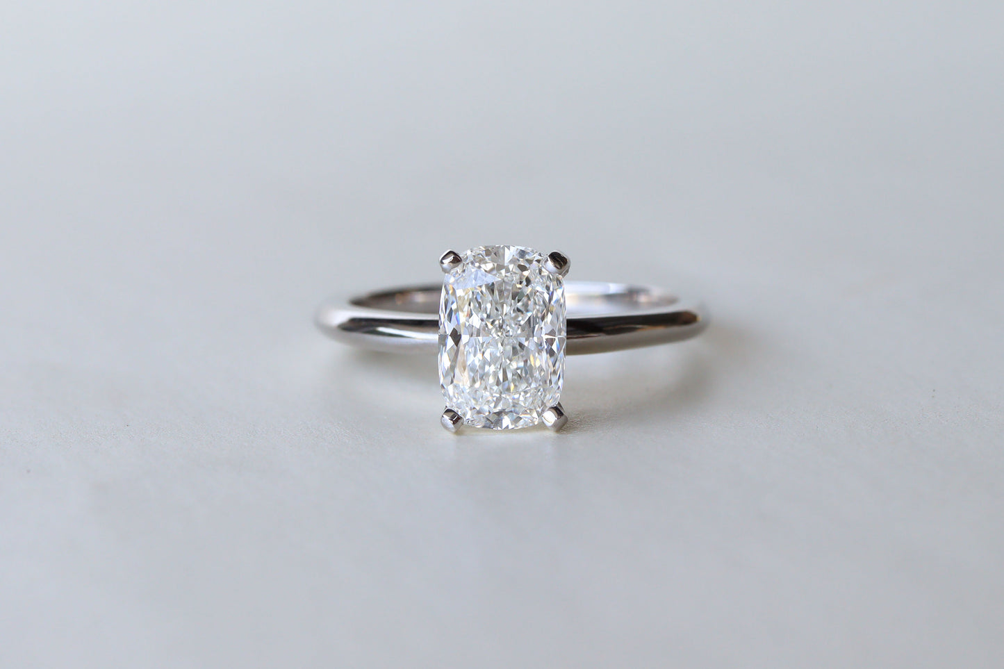 Anillo Vale Diamante Long Cushion 1.53cts Bridal