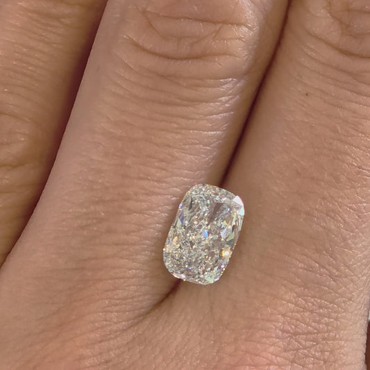 Piedra Diamante Long Cushion 1.95cts Lab D-93