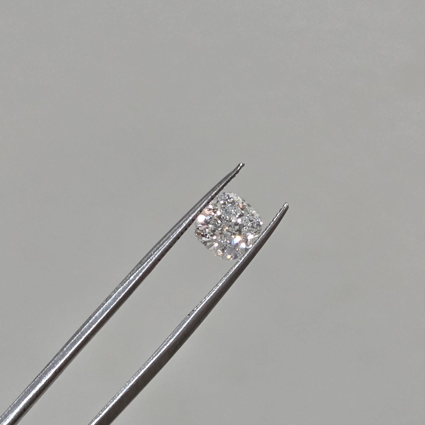 Piedra Diamante Square Cushion 1.7cts Lab D-89